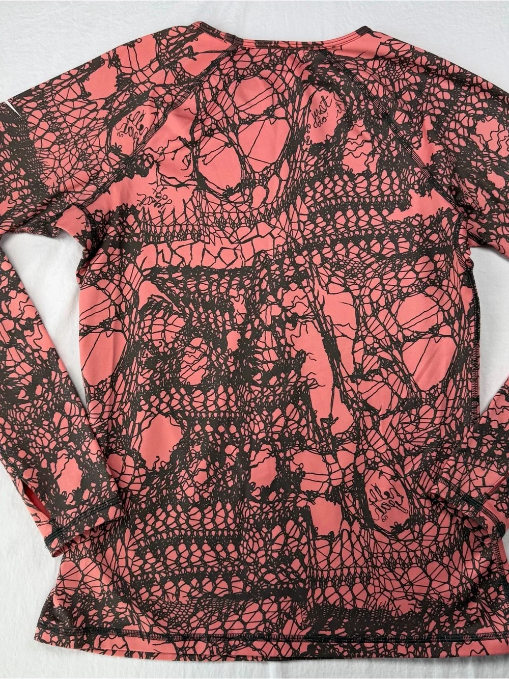 Nike Pro Dri-FIT Long-Slv Compression Top – Women’s Size L – Coral abstract